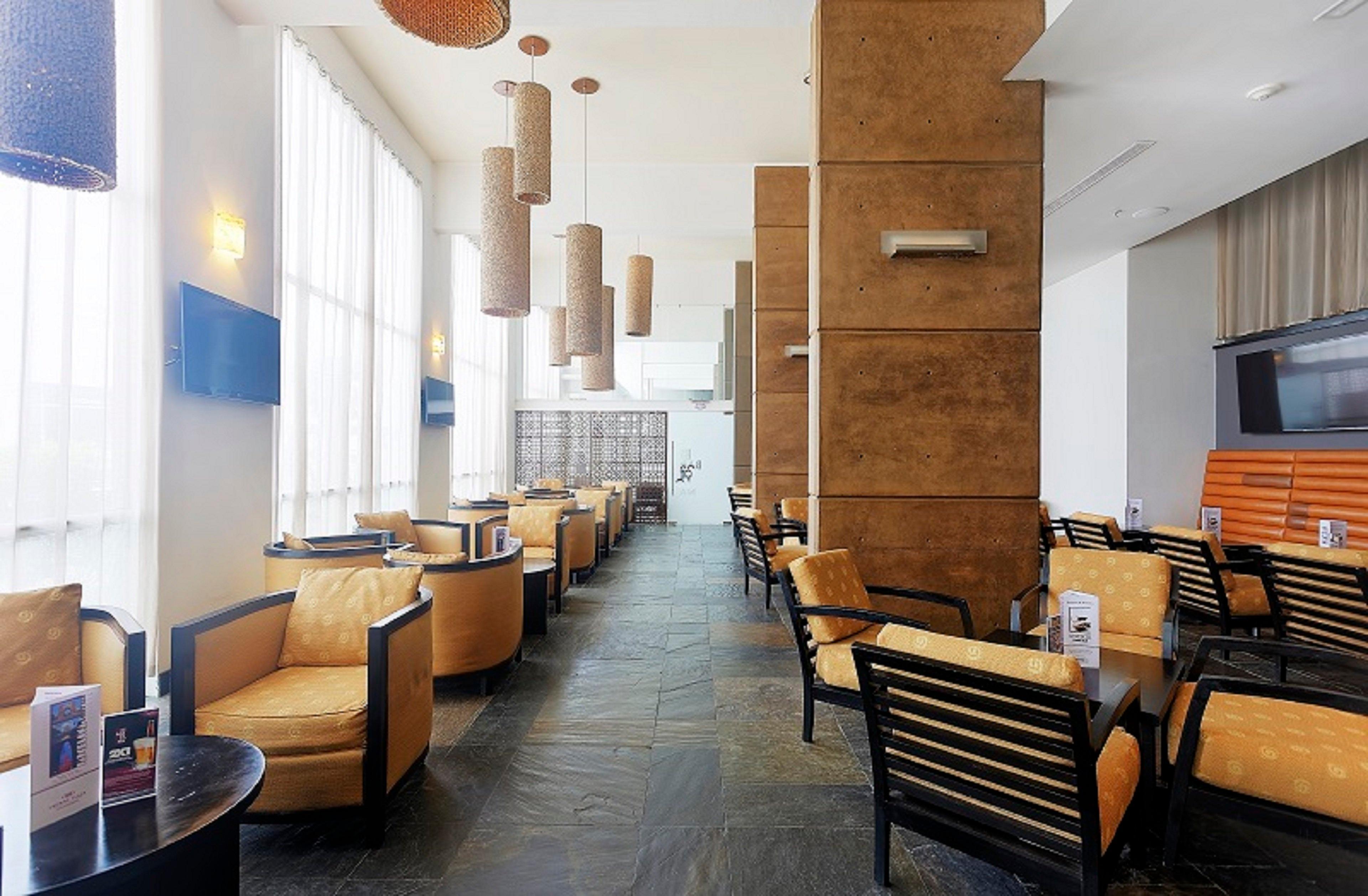 Crowne Plaza By Ihg 4*