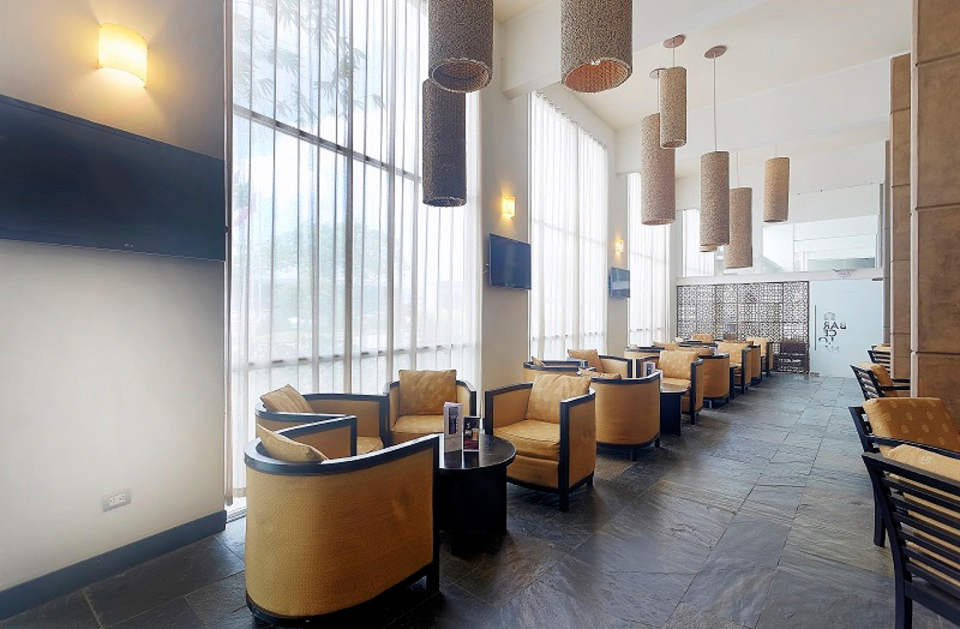 Crowne Plaza By Ihg Hotel