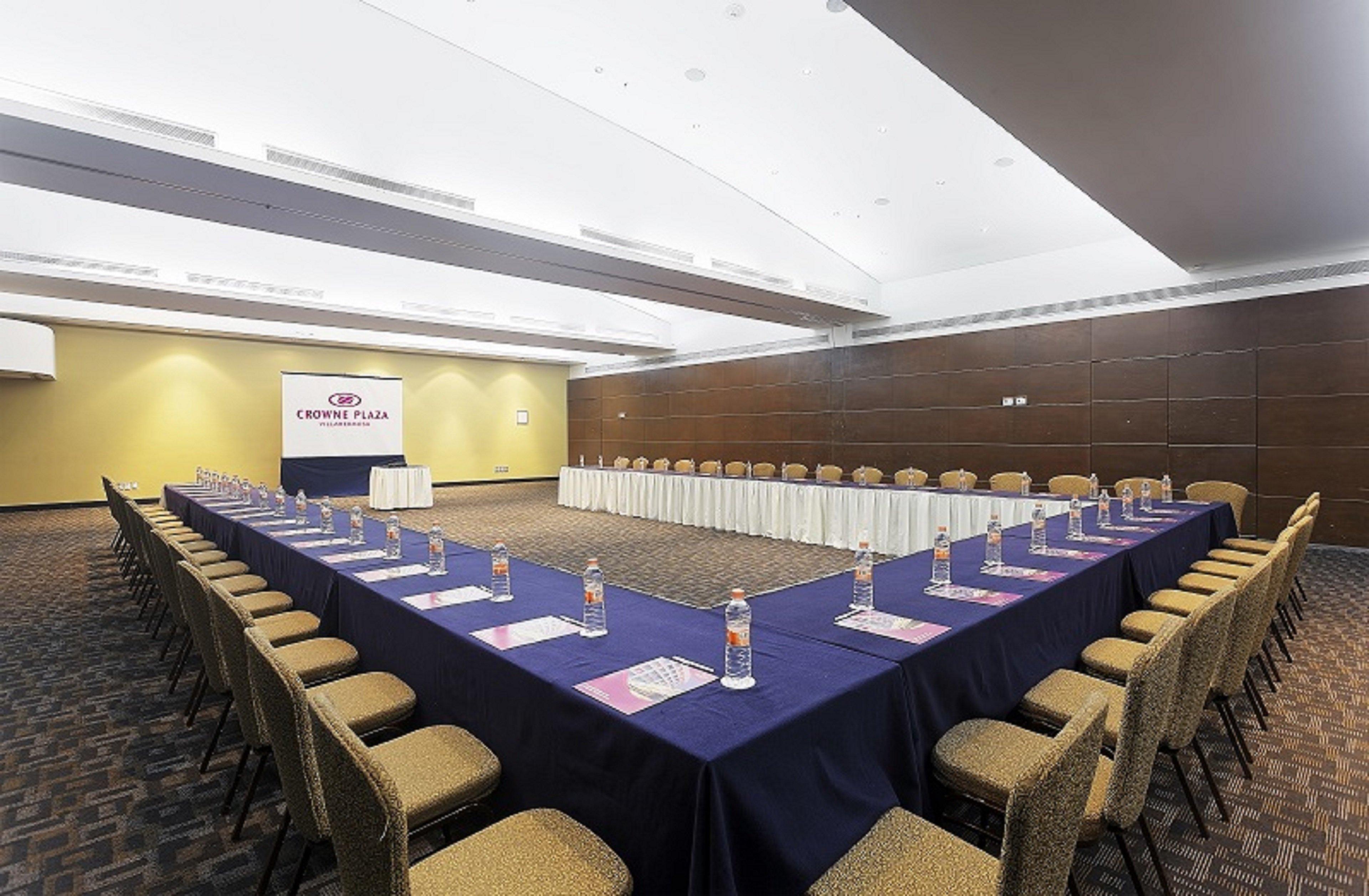 Hotel Crowne Plaza By Ihg